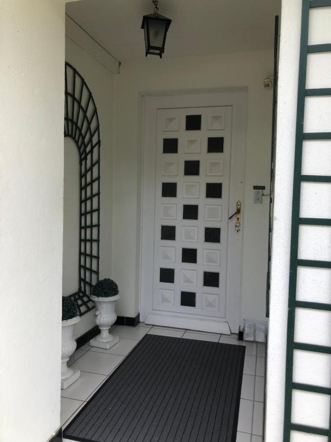 Apartment 70 M2 De Plain-pied Terrasse Jardin